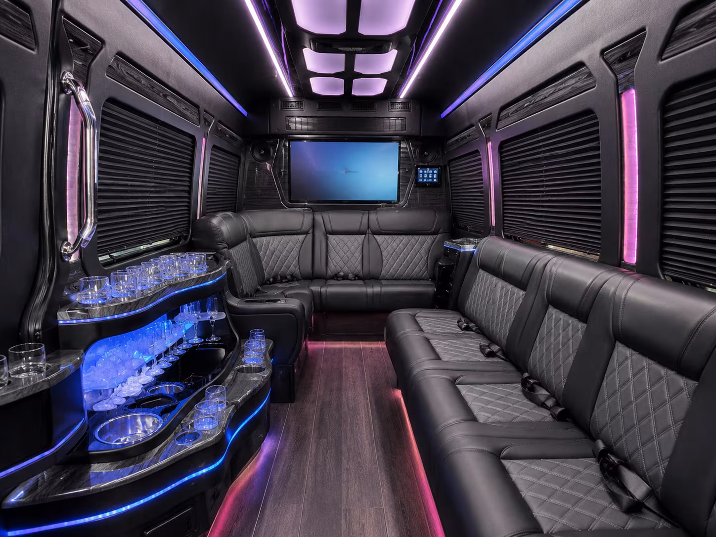 bus rentals for trade shows and convention groups heading into the meadowlands