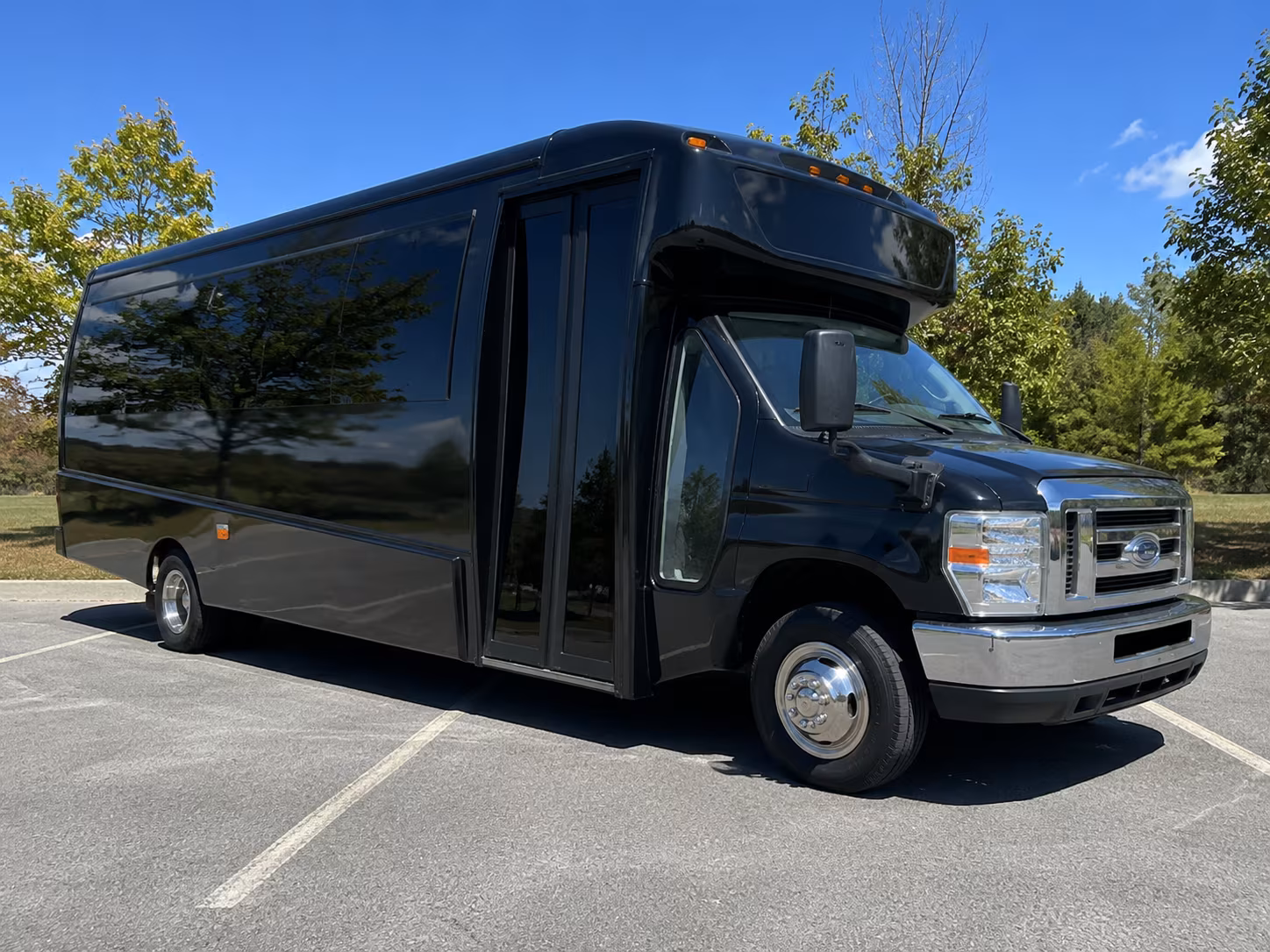 buses for college campus tours and senior class trips from north bergen
