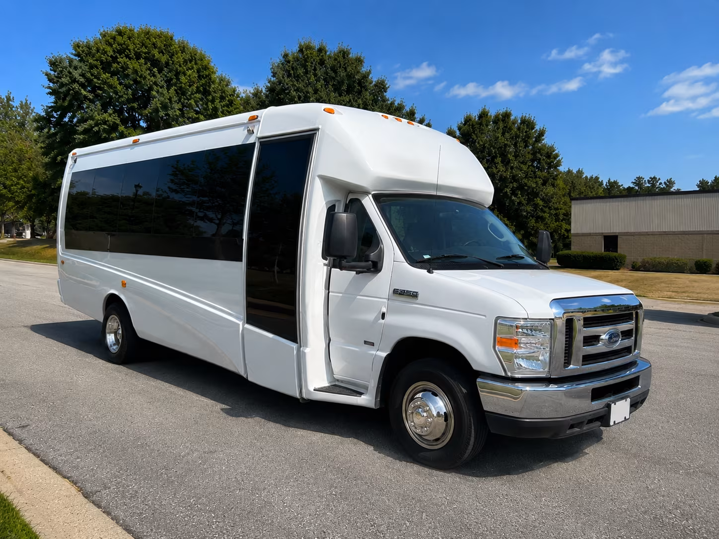 concert shuttle buses to pnc bank arts center and outdoor festival venues